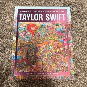 Taylor Swift Search and Find Book